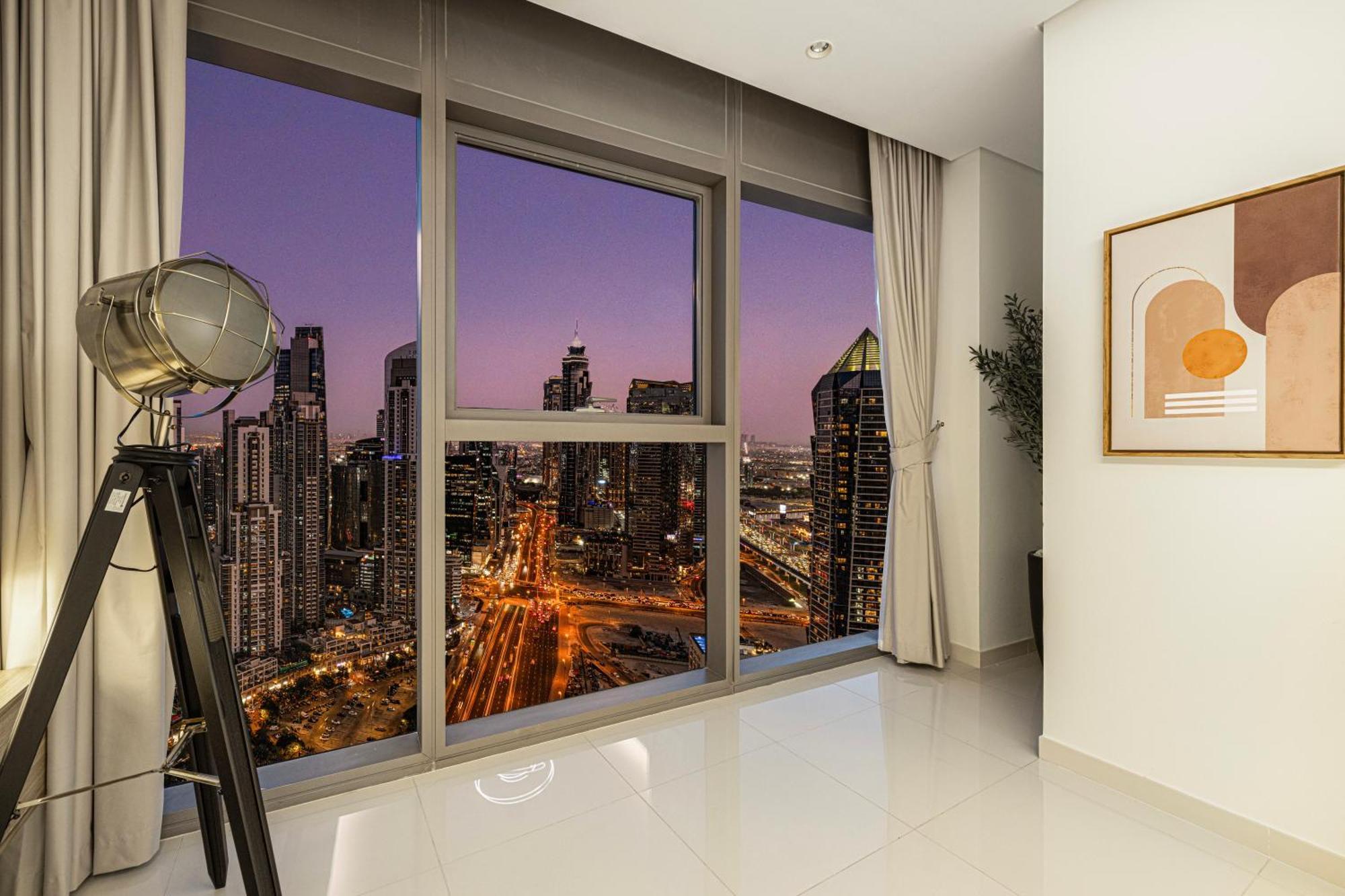 Luxe 2Br With Burj Khalifa View & Infinity Pool * Dubai